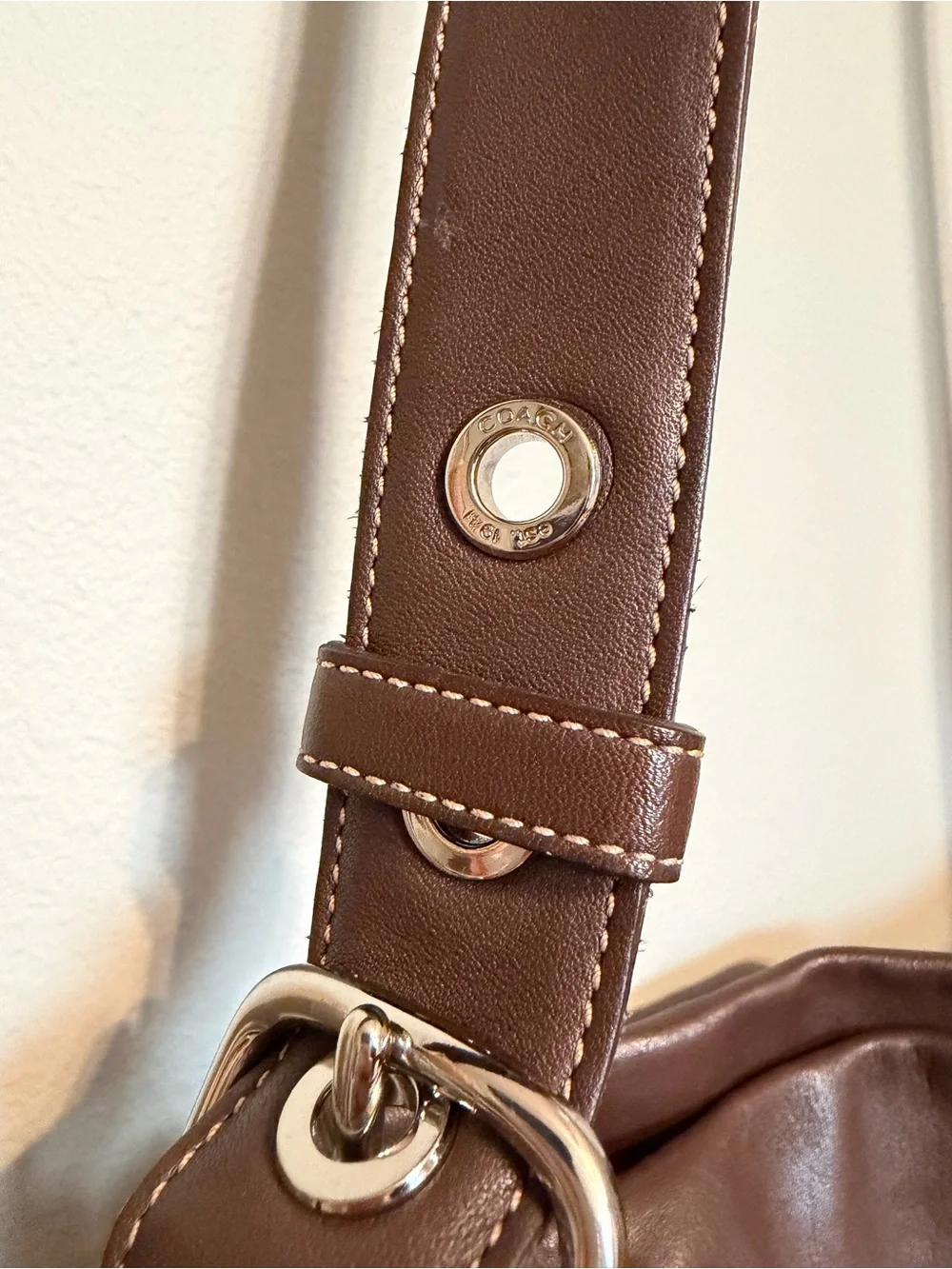 Vintage Coach Brown Leather Crossbody Bag - Timeless Everyday Style